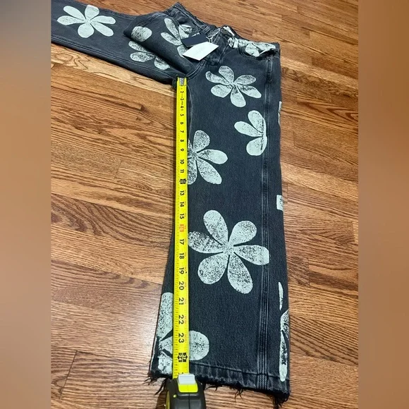 $395 The Great The Hero Black Daisy Stamp Jean Women's Size 25 Made In Usa - Picture 9 of 16